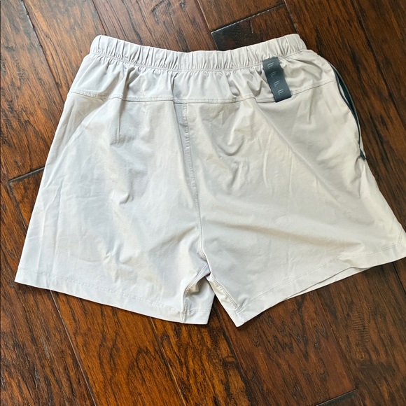 Fabletics the one short 5” - Picture 5 of 5